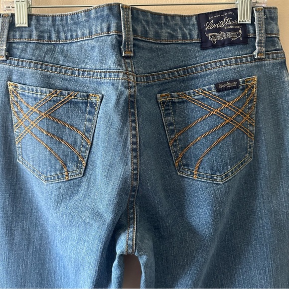 Levi Strauss Signature Low Rise Flare Junior Size: 9 - Picture 3 of 5